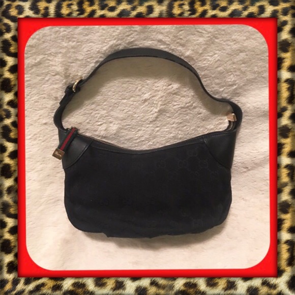 Gucci Handbags - 💥SPECIAL REDUCED PRICE! No offers FIRM✅👑AUTHENTIC Black Gucci Baguette